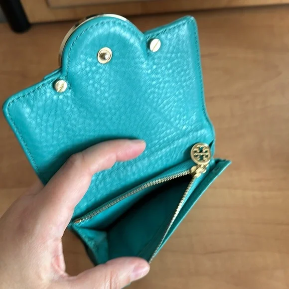 Tory Burch wallet - Picture 3 of 7